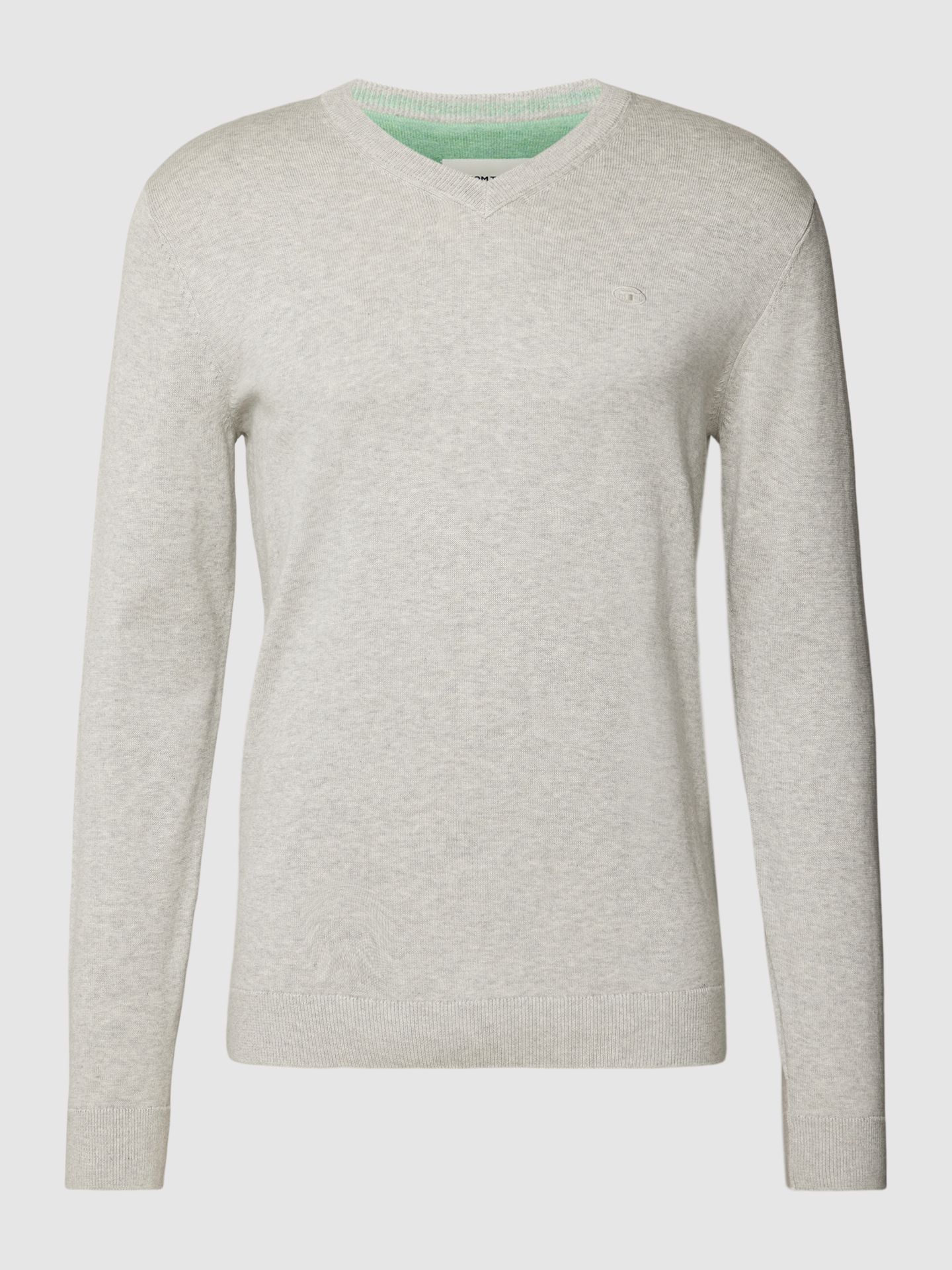Sweter z dzianiny z dekoltem w serek