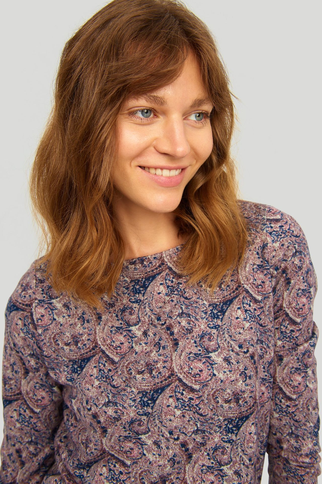Sweter z miękkiej dzianiny z nadrukiem - Greenpoint