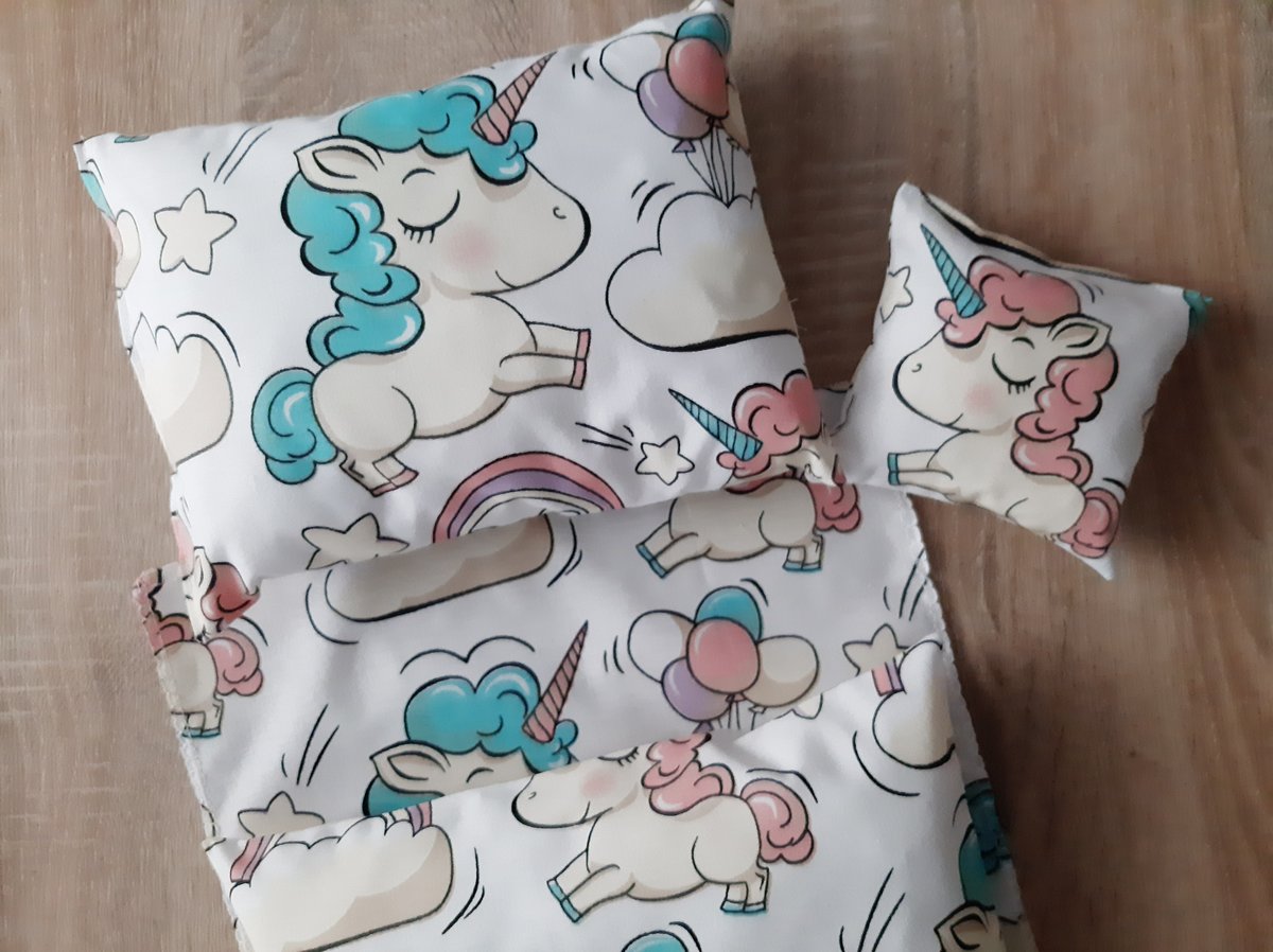 Pościel dla lalki do wózka łóżeczka kołyski 4 elementy  Jednorożce jednorożec