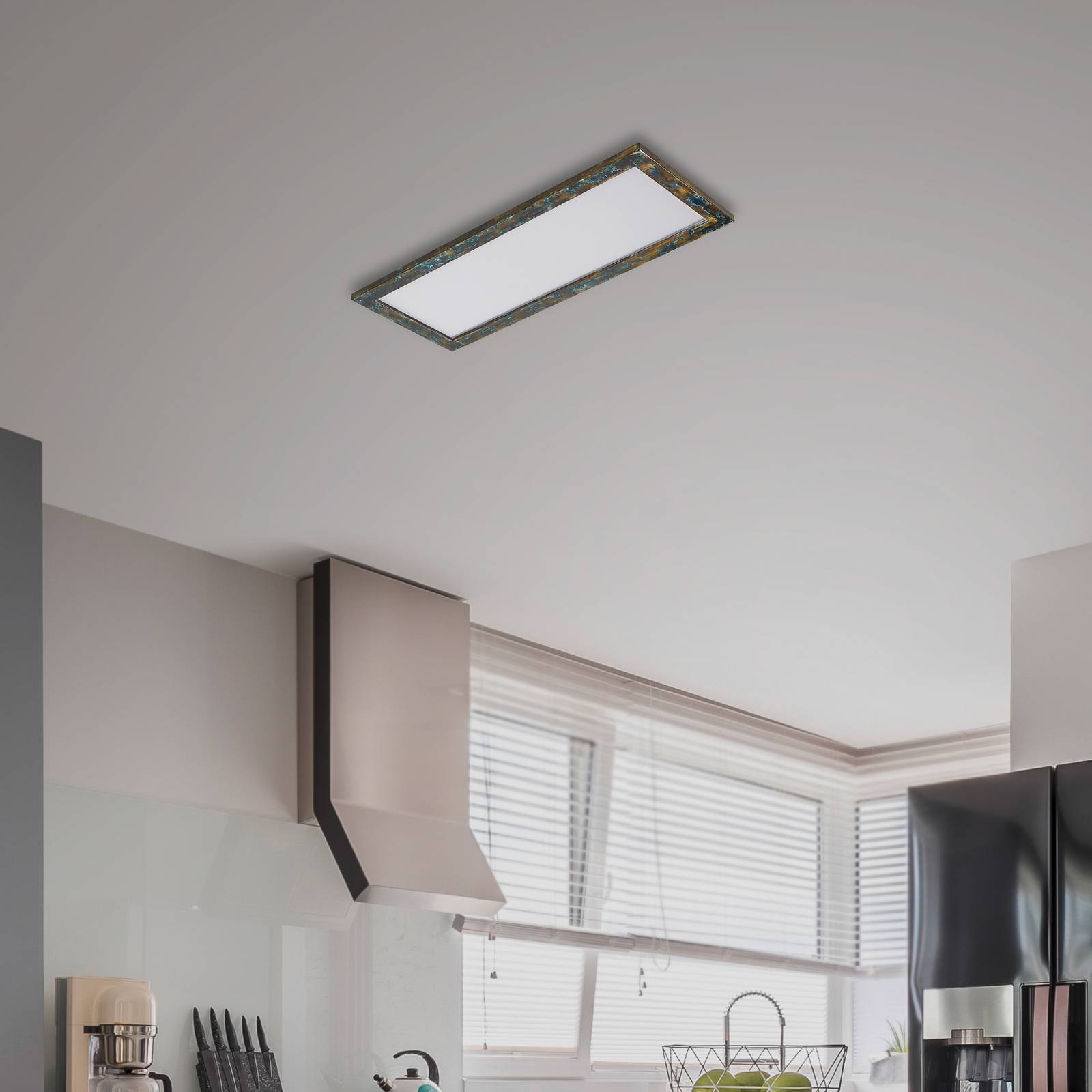 Panel LED Quitani Aurinor w kolorze złotej patyny, 86 cm