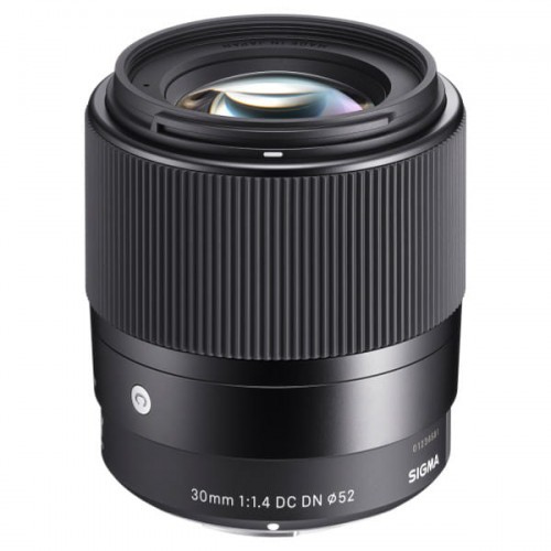 Sigma C 30mm f/1.4 DC DN  L-mount
