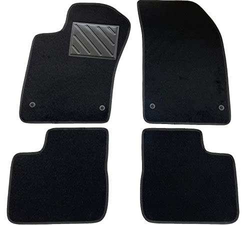 Dywaniki dla Fiat nowy typ 4 drzwi od 2015 - na miarę, antypoślizgowe gumowe, wzmocnione zatrzaski, przyciski mocujące