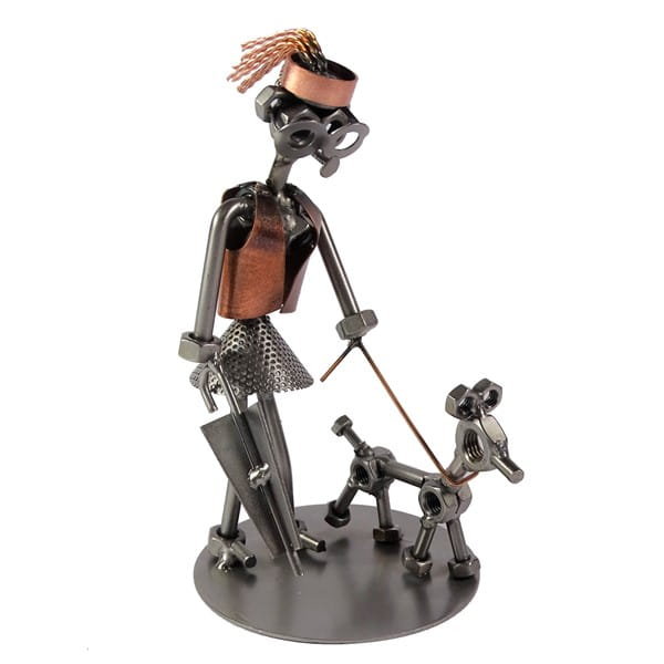 Metalowa figurka Pani z psem. Dla wielbicielki psów