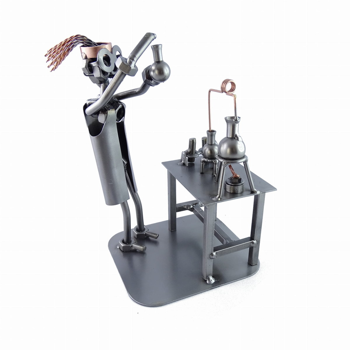 Metalowa figurka Pani Chemik