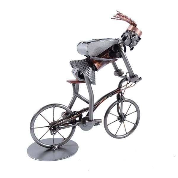 Metalowa figurka Rowerzystka. Prezent dla wielbicielki rowerów.
