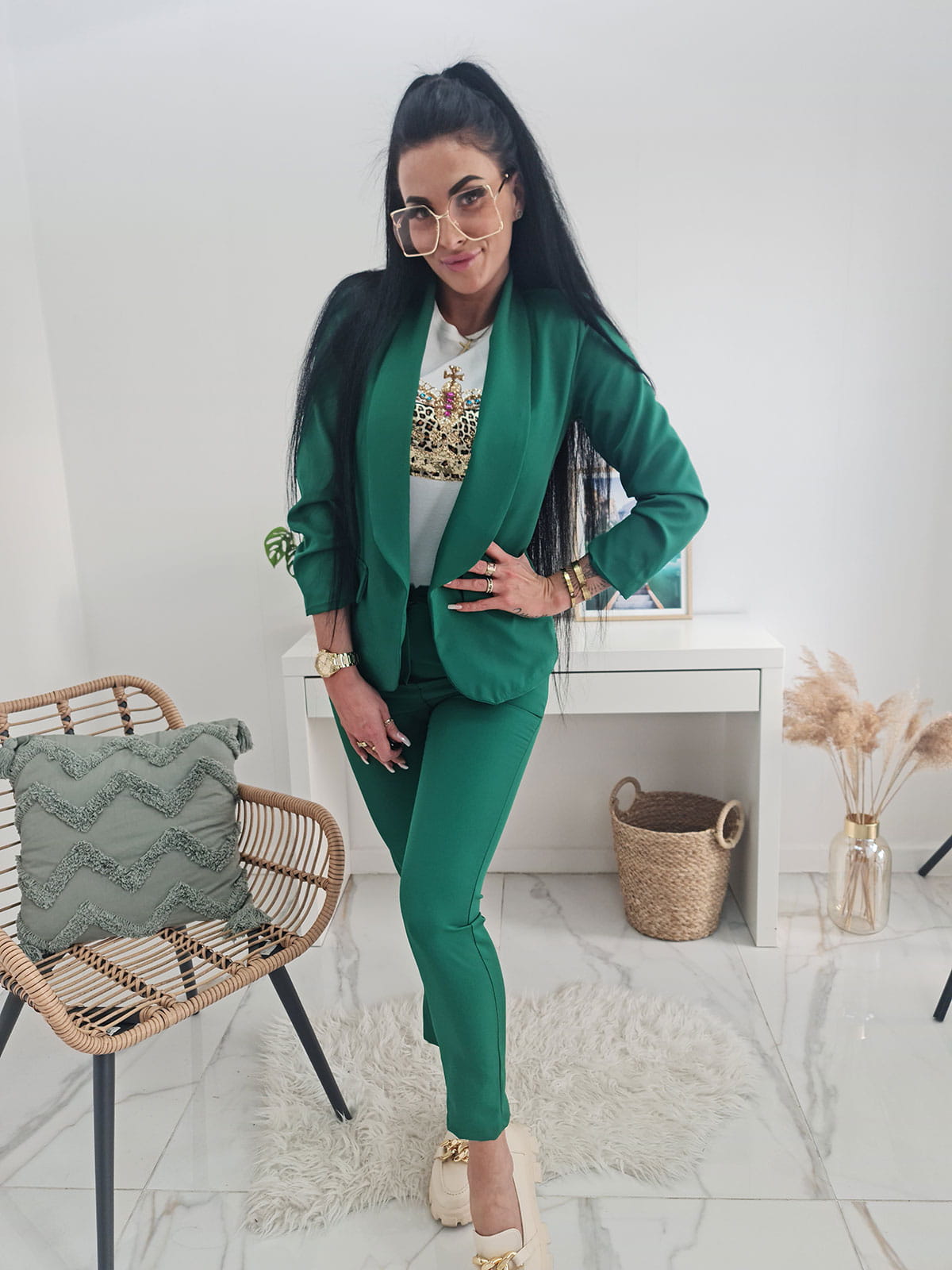 KLASYCZNY DAMSKI GARNITUR KOMPLET STELLA MARYNARKA + CYGARETKI - ZIELONY - MODA ITALIA