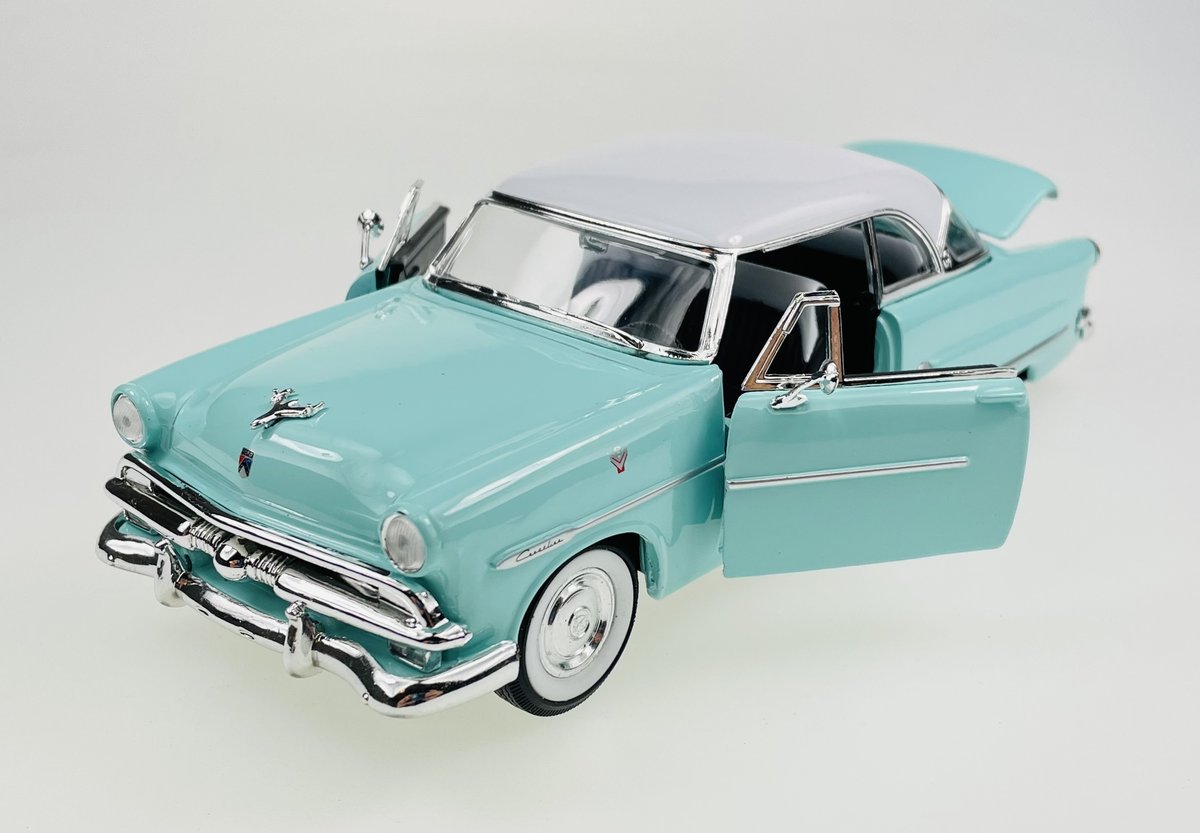 WELLY 1953 FORD CRESTLINE VICTORIA ZIELONY 1:24 SAMOCHÓD NOWY METALOWY MODEL