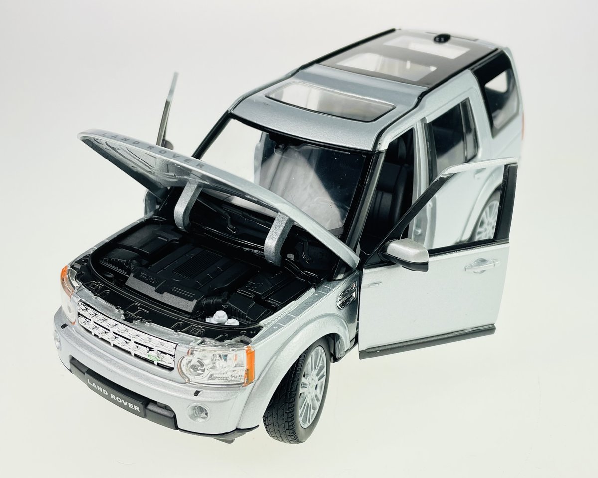 WELLY LAND ROVER DISCOVERY 4 SREBRNY 1:24 SAMOCHÓD NOWY METALOWY MODEL