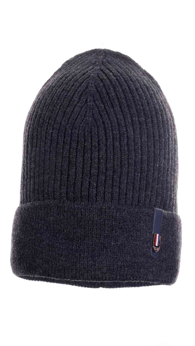 Czapka chłopięca ciemnoszara naszywka