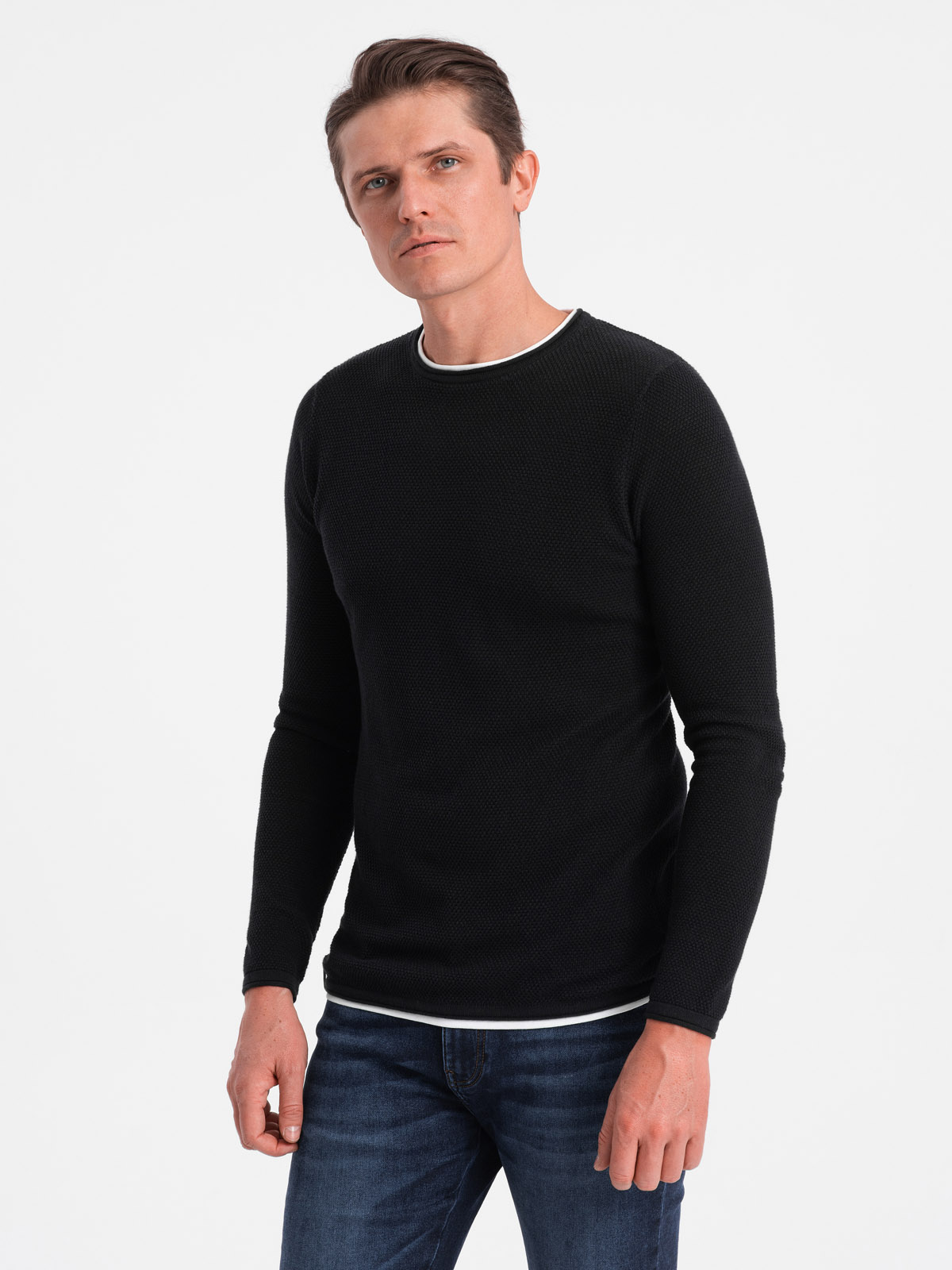 Bawełniany sweter męski z okrągłym dekoltem - czarny V1 OM-SWSW-0103