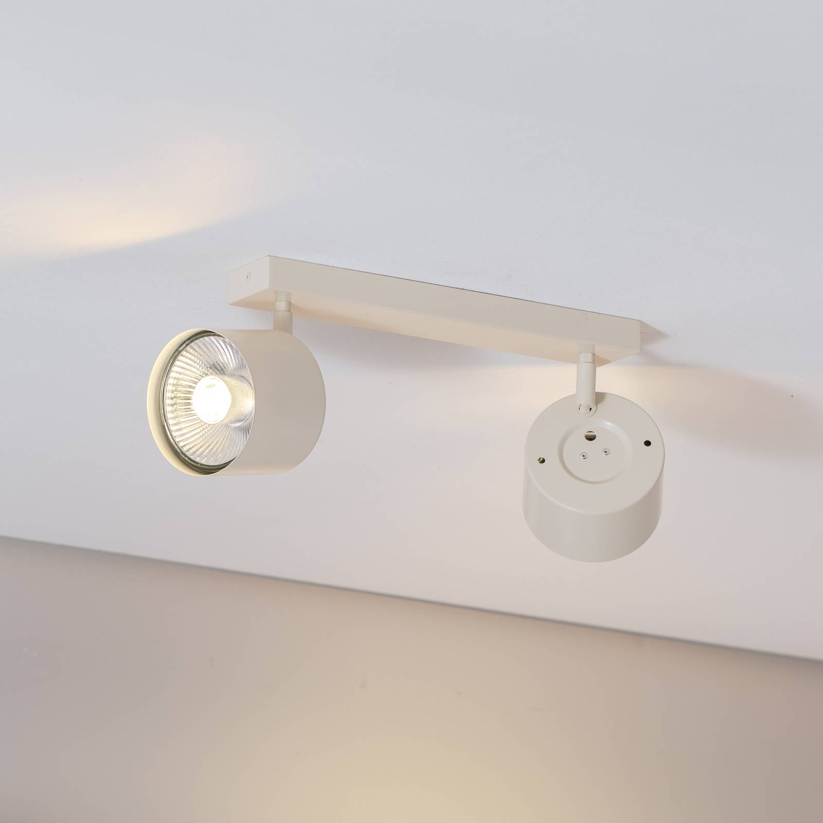 Reflektor sufitowy Chloe regulowany, 2-punktowy, beżowy Argon, możliwość ściemniania, kremowy / amber, salon / jadalnia, metal, nowoczesny