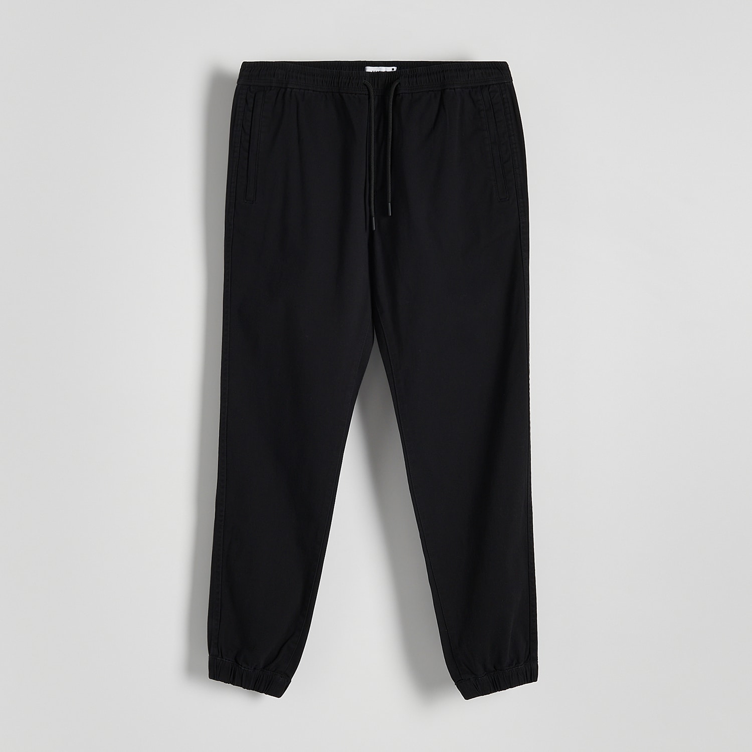 Reserved - Joggery slim fit - Czarny