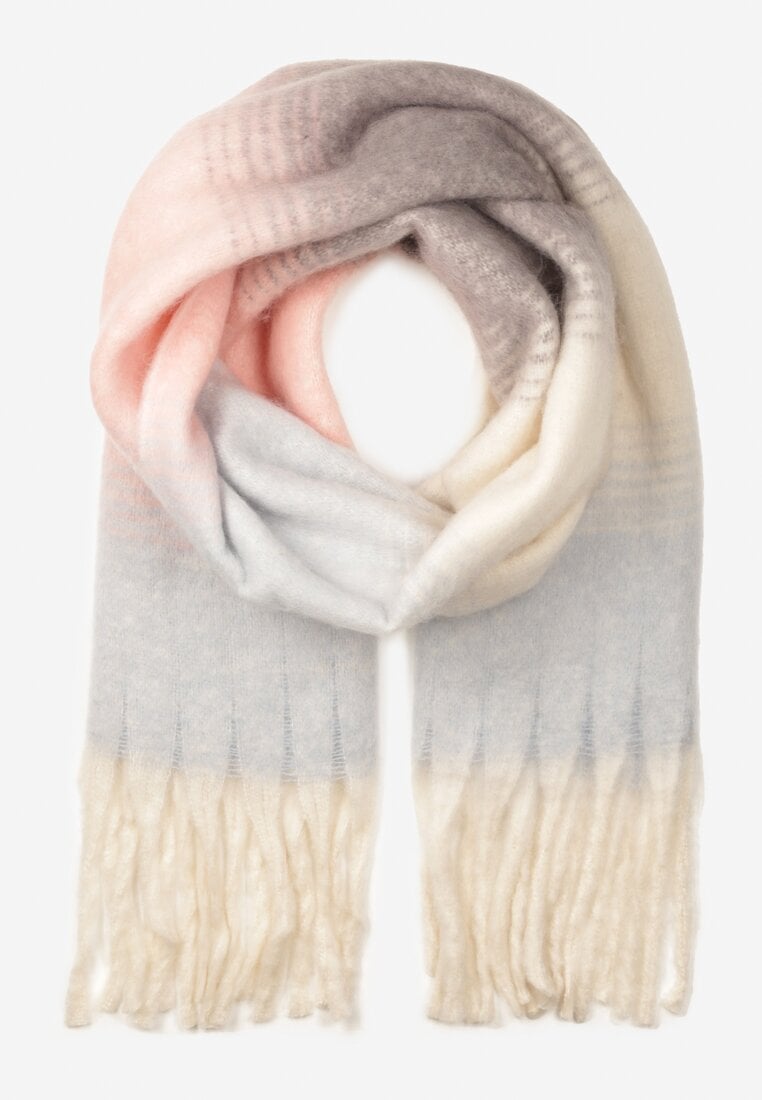 Jasnoróżowy Gruby Szalik z Efektem Ombre i Frędzlami Vielira