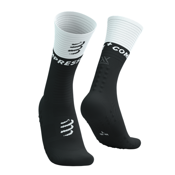 COMPRESSPORT Skarpetki kompresyjne do biegania MID COMPRESSION SOCKS V2.0 black/white