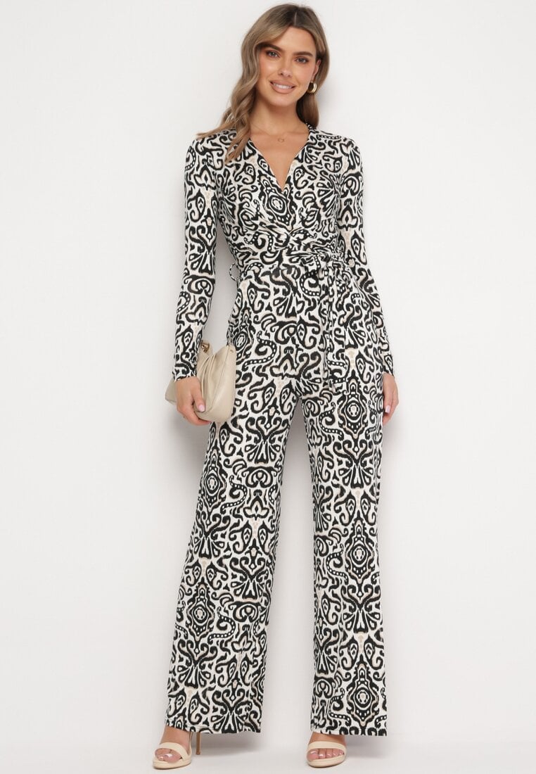 Czarny Kombinezon w Ornamentalny Wzór z Materiałowym Paskiem Nireti