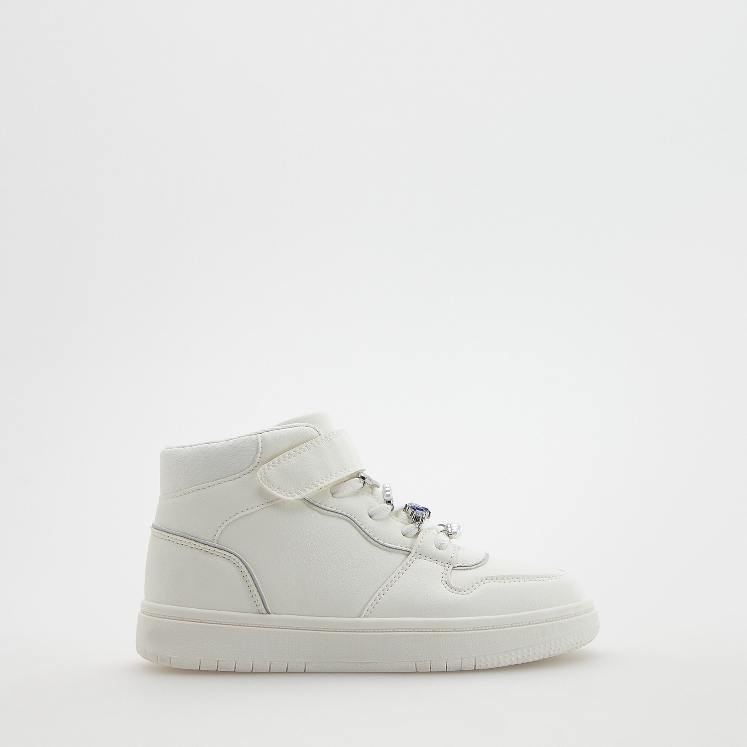 Reserved - Sneakersy z aplikacją - Biały