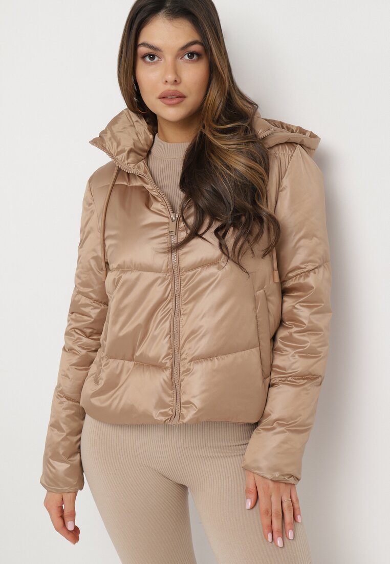 Szampańska Pikowana Kurtka z Kapturem i Ściągaczem w Talii Atirim