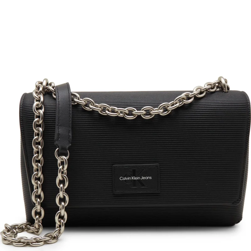 CALVIN KLEIN JEANS Listonoszka SCULPTED EW FLAP CONV25 CHAIN