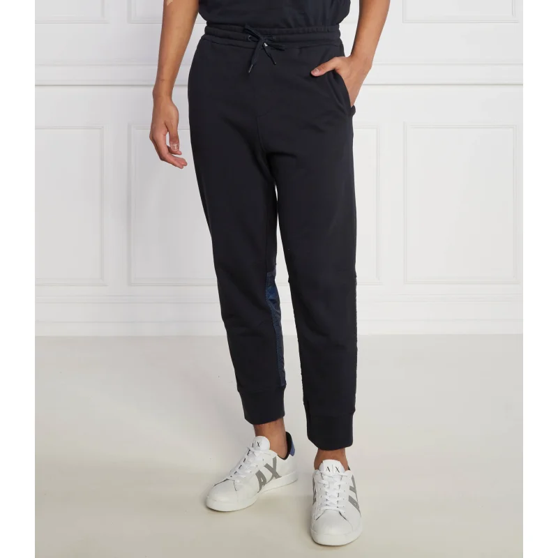 Armani Exchange Spodnie dresowe | Regular Fit