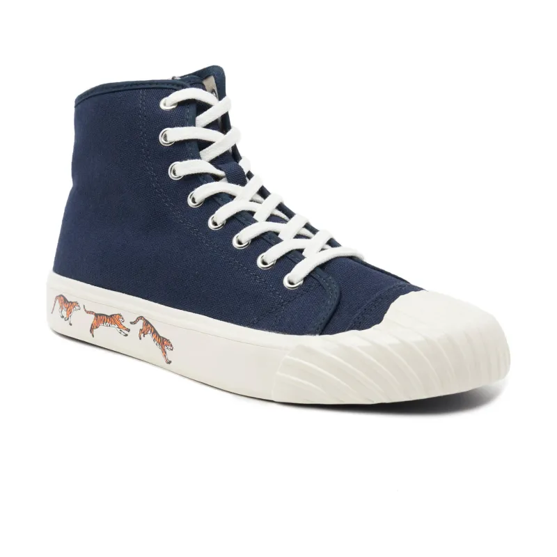 Kenzo Trampki
