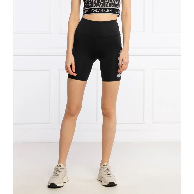 Superdry Spodenki kolarzówki | Slim Fit