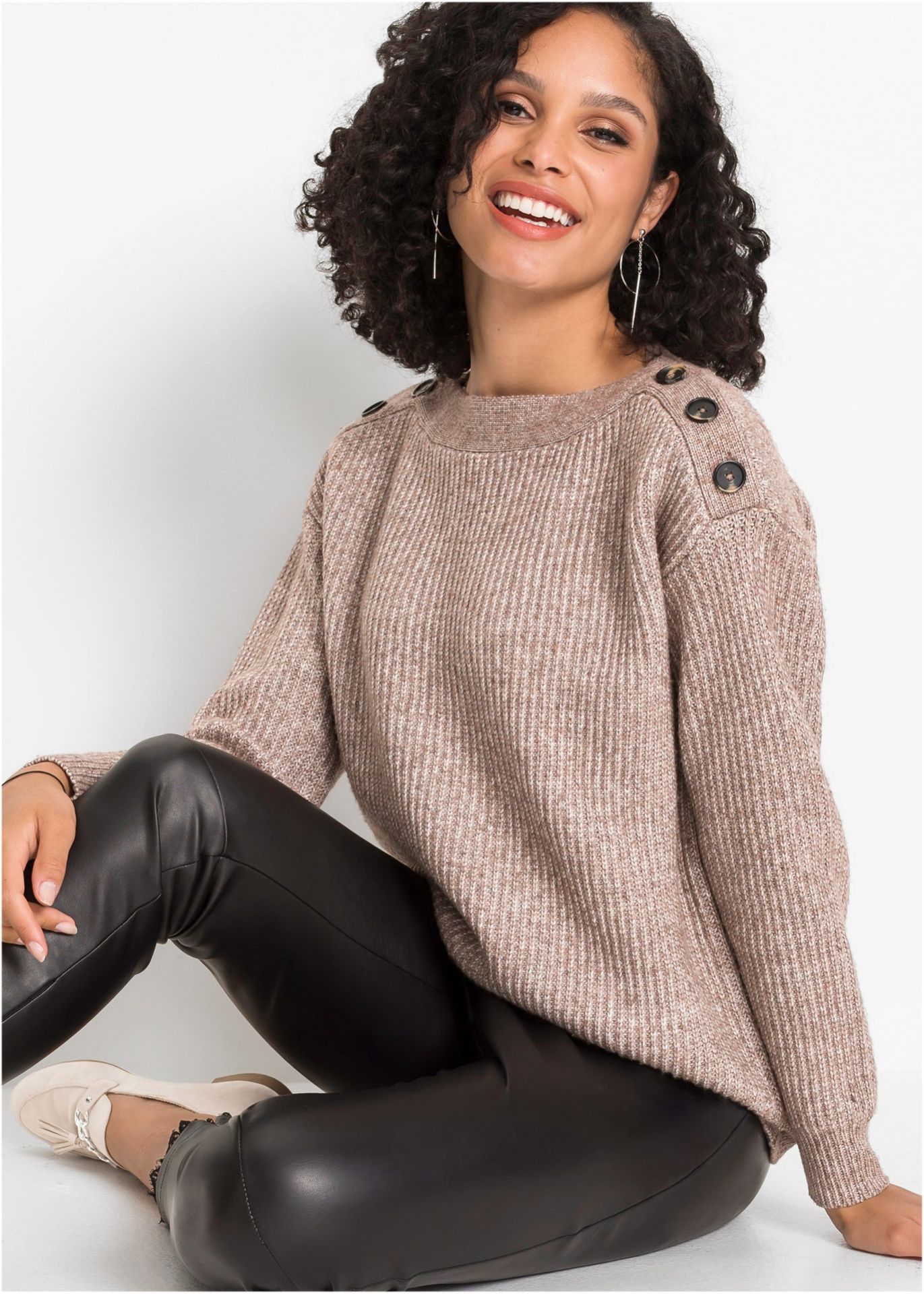 Sweter oversize z guzikami - bonprix