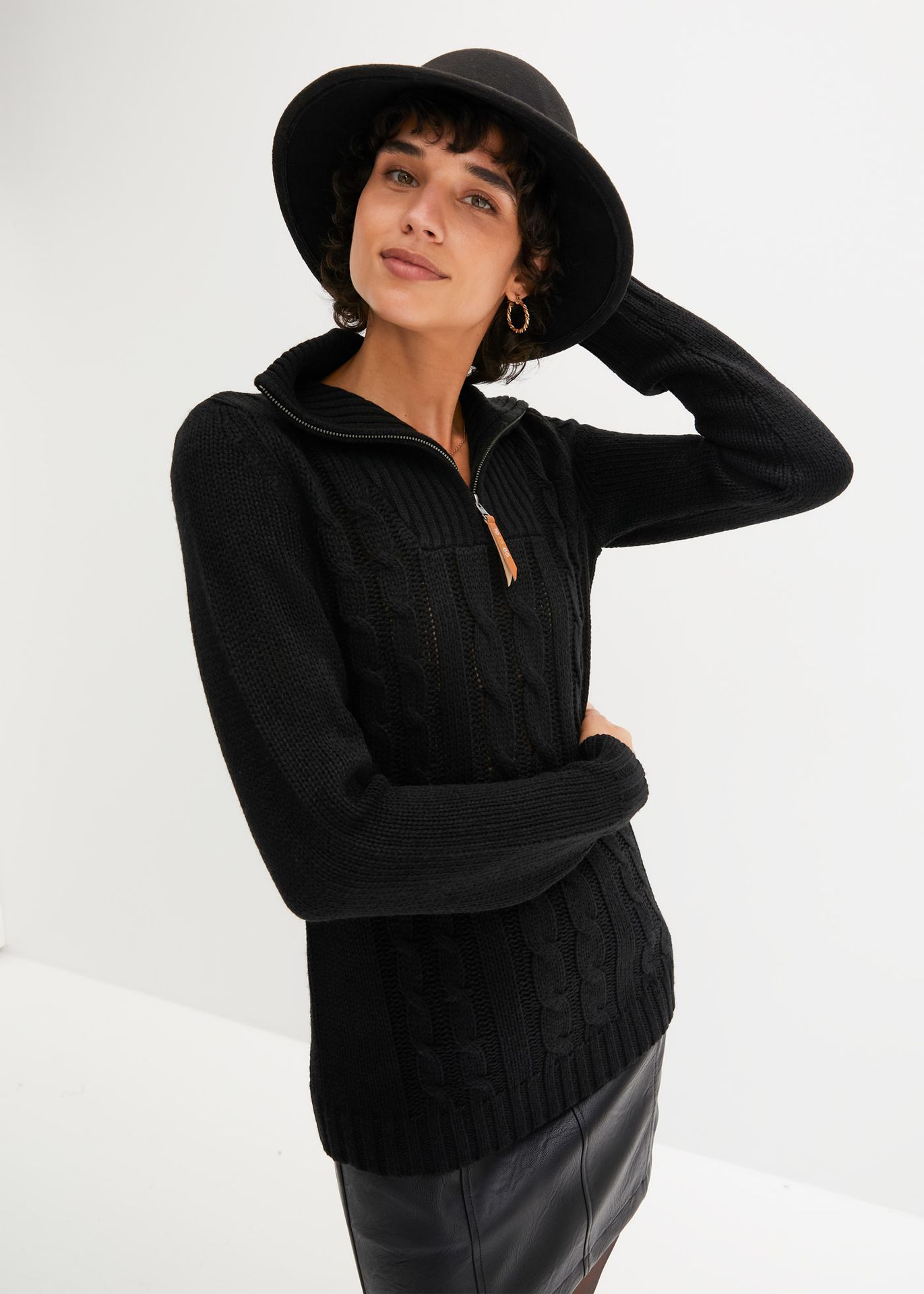 Sweter ze stójką we wzór w warkocze - bonprix