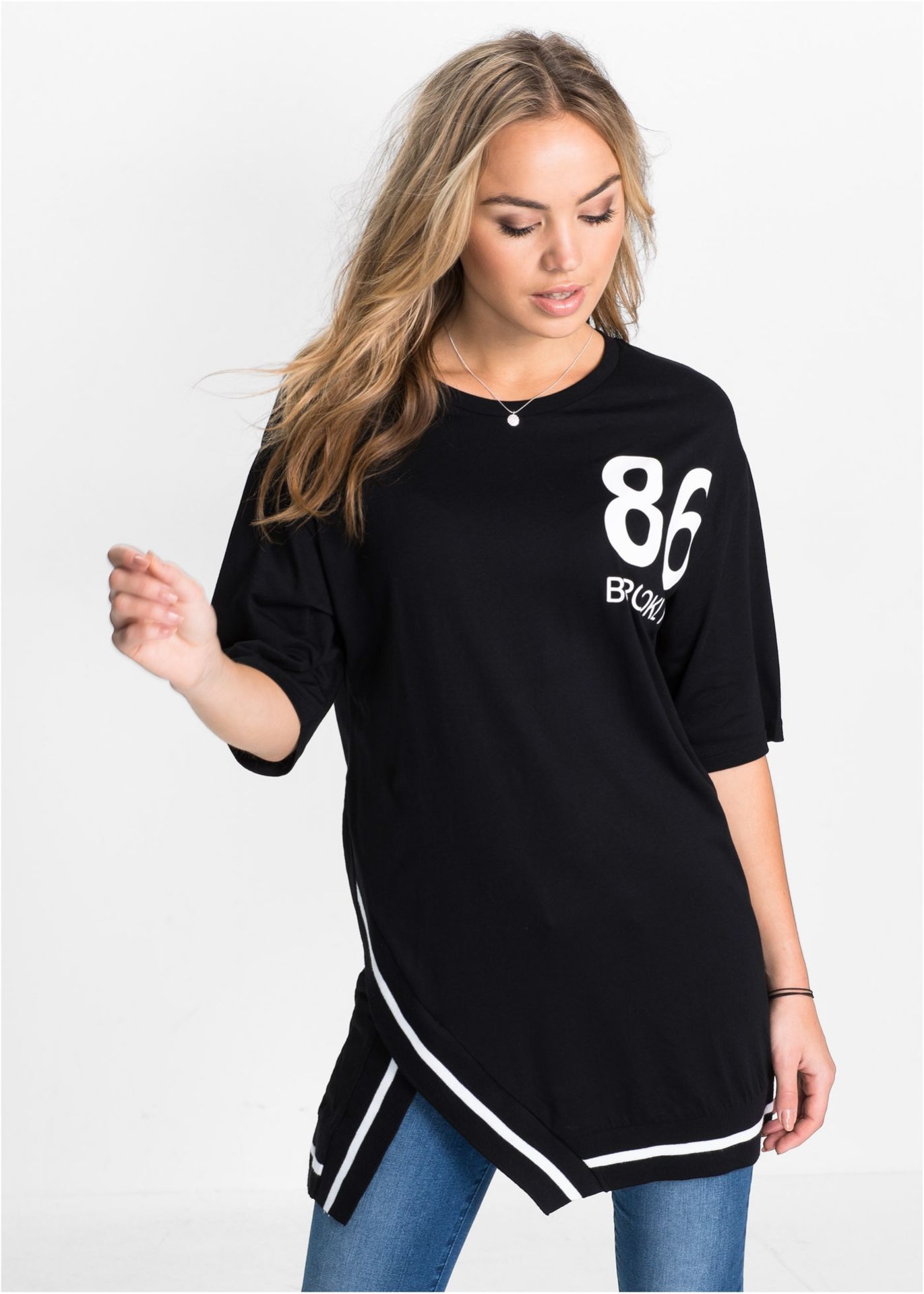 Shirt z ramionami typu oversize - bonprix