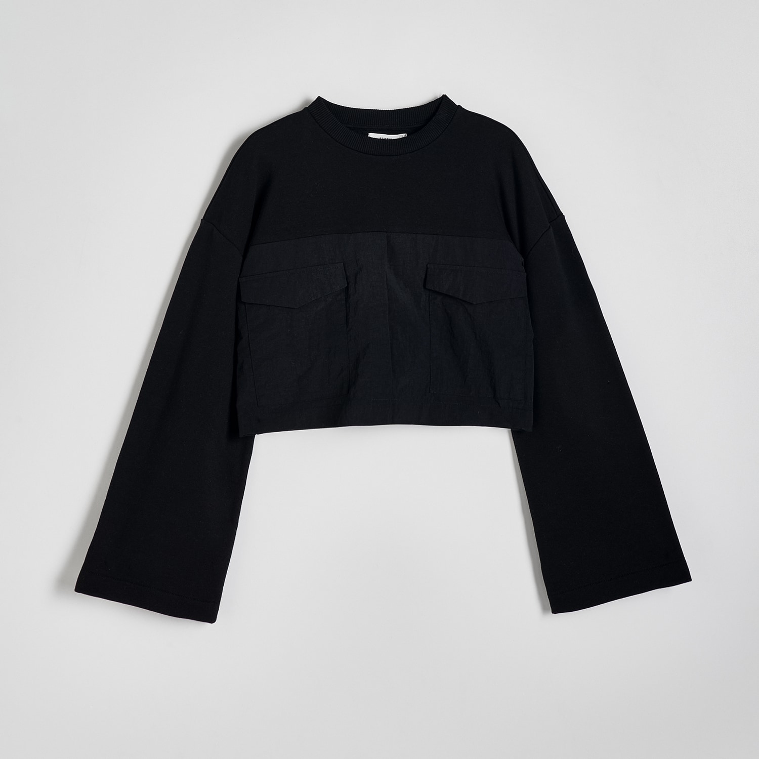 Reserved - Krótka bluza z łączonych materiałów - Czarny