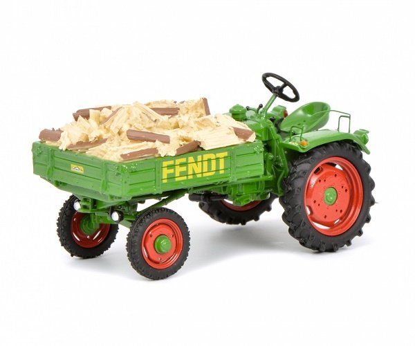 Schuco Fendt Geratetrager Gt With Fire Woo 1:43 450258600