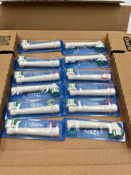 Końcówki do szczoteczek elektrycznych Oral-B Pro Precision Clean - 12 sztuk