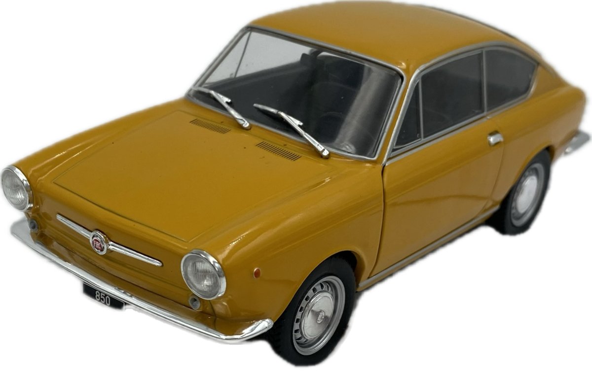 Fiat 850 Coupe model 124168 WhiteBox 1:24