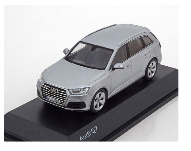 Spark Model Audi Q7 V8 Tdi S-Line 2014 Foil Si 1:43 5011407613