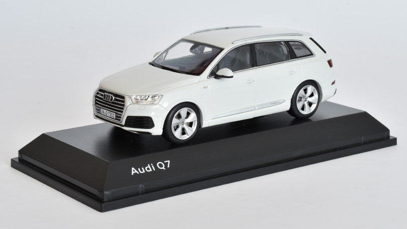 Spark Model Audi Q7 V8 Tdi S-Line 2014 Glacier 1:43 5011407623