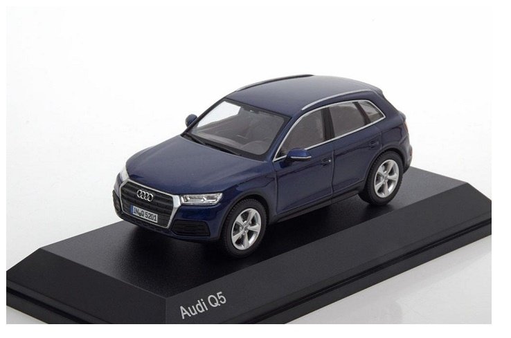 Spark Model Audi Q5 2016 Navarra Blue 1:43 5011605632