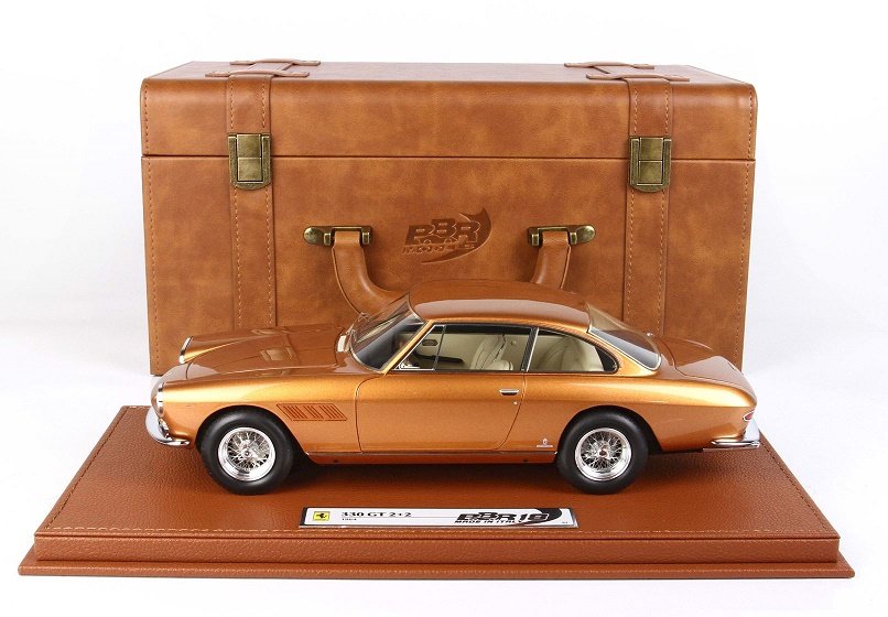 Bbr Ferrari 330 Gt 2+2 1964 Confezione 1:18 Bbr1832Cst