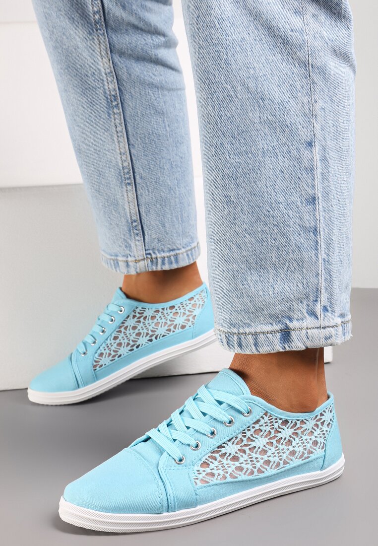 Niebieskie Tenisówki z Ażurowymi Wstawkami Po Bokach Salessa