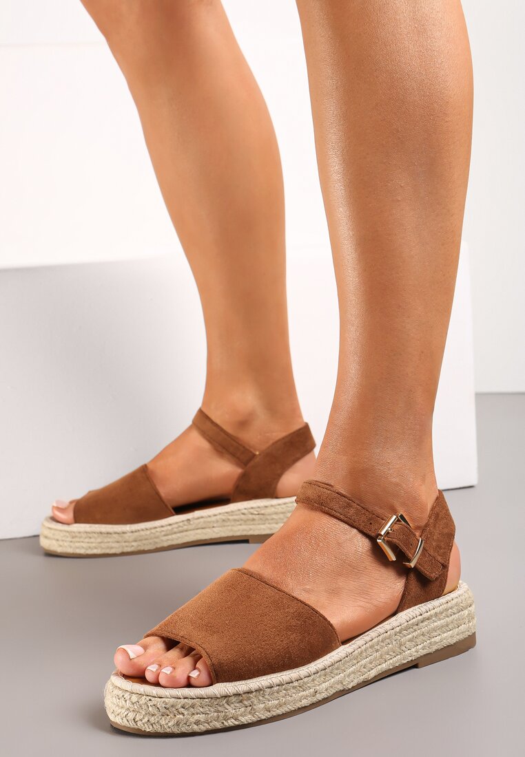 Brązowe Espadryle z Plecioną Podeszwą i Zapięciem Wokół Kostki Lornia