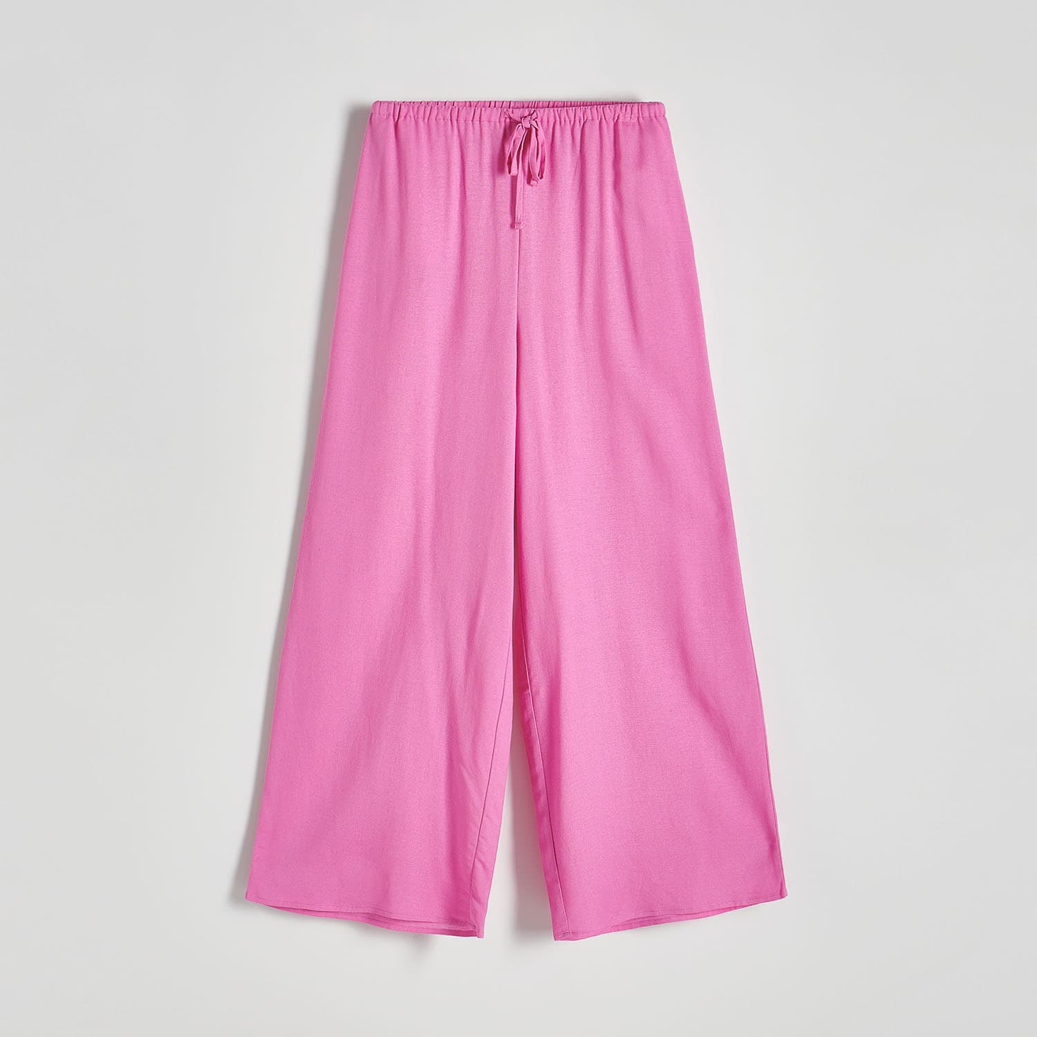 Reserved - Szerokie spodnie z wiskozą - Różowy