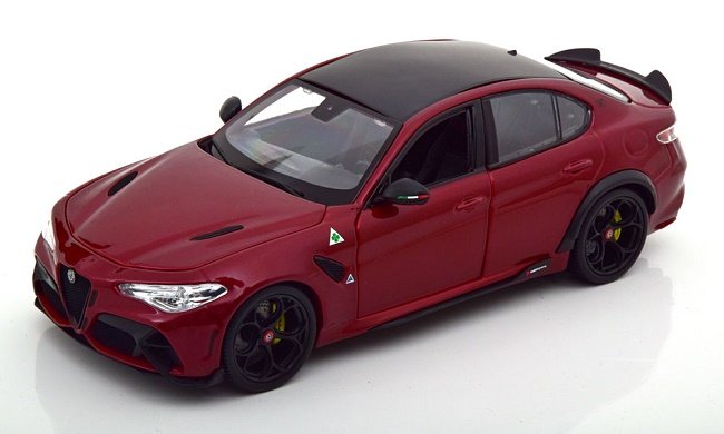 Bburago Alfa Romeo Giulia Gta 2020 Alfa Dar 1:18 18-11048R