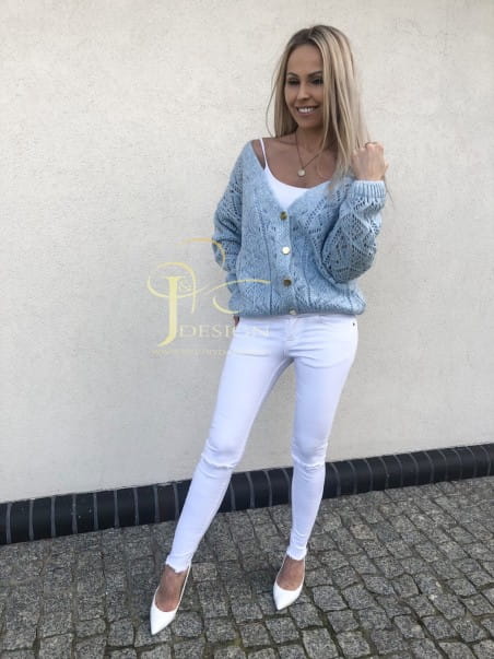 AŻUROWY SWETER INEZ NA GUZIKI POLSKI PRODUCENT J&K PREMIUM - BABY BLUE BŁĘKITNY - ETNEE
