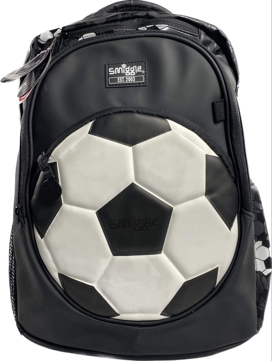 Plecak Smiggle dla miłośników piłki nożnej biało-czarny