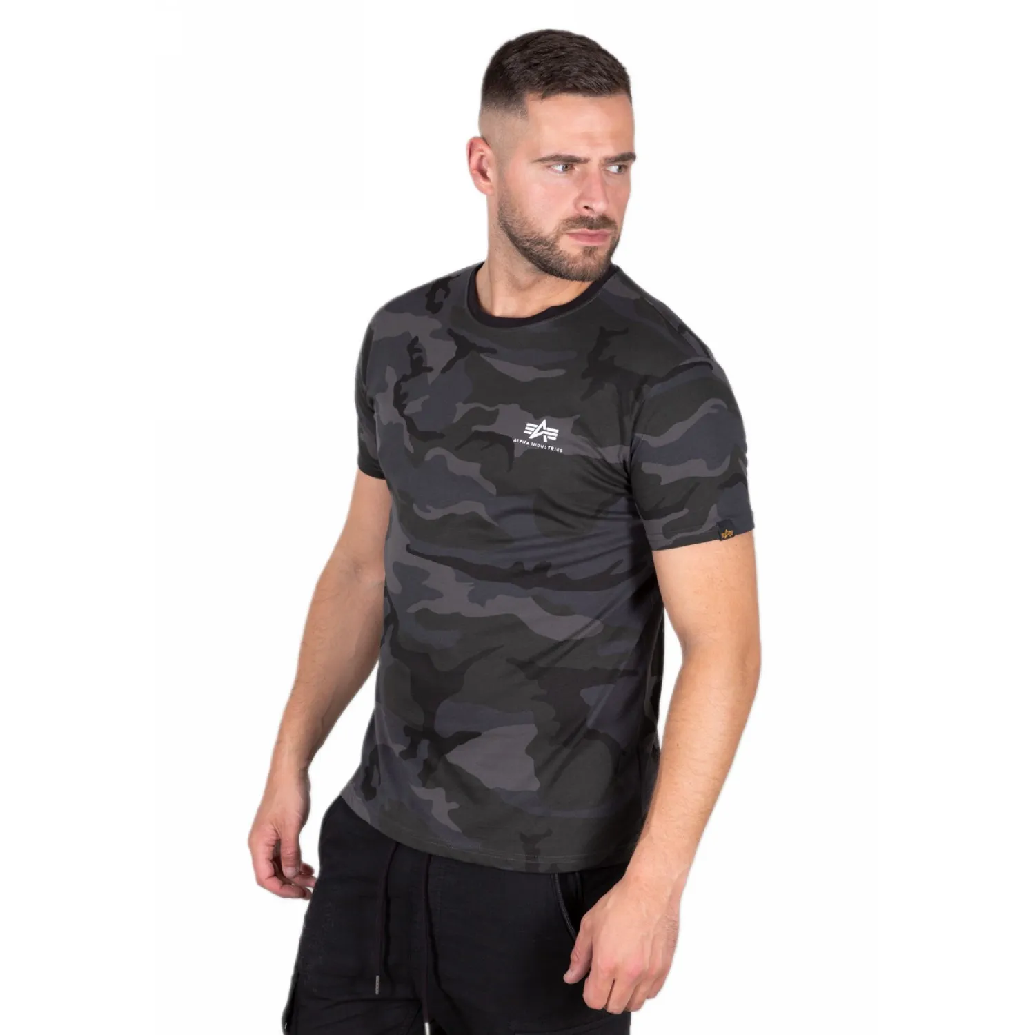 Koszulka Alpha Industries Backprint Camo 128507C-125 - Czarna Camo