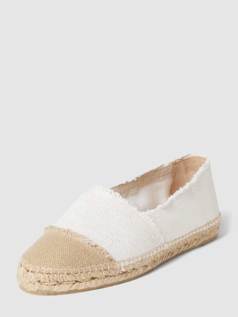Espadryle z fakturowanym wzorem model ‘KAMPALA’