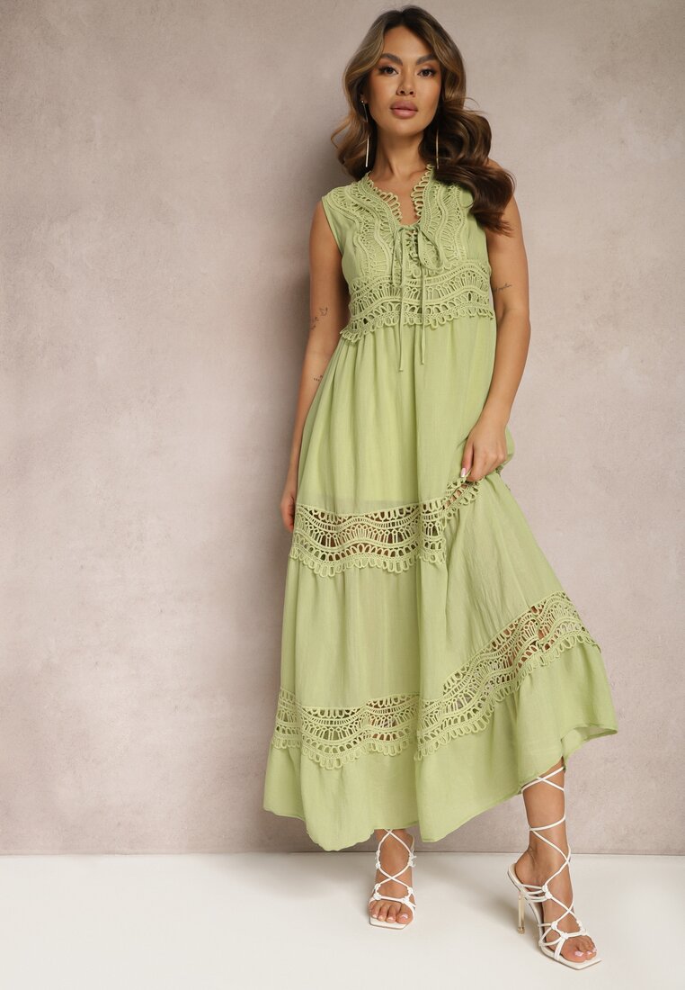 Zielona Maxi Sukienka o Rozkloszowanym Kroju z Ażurowymi Wstawkami Litulla