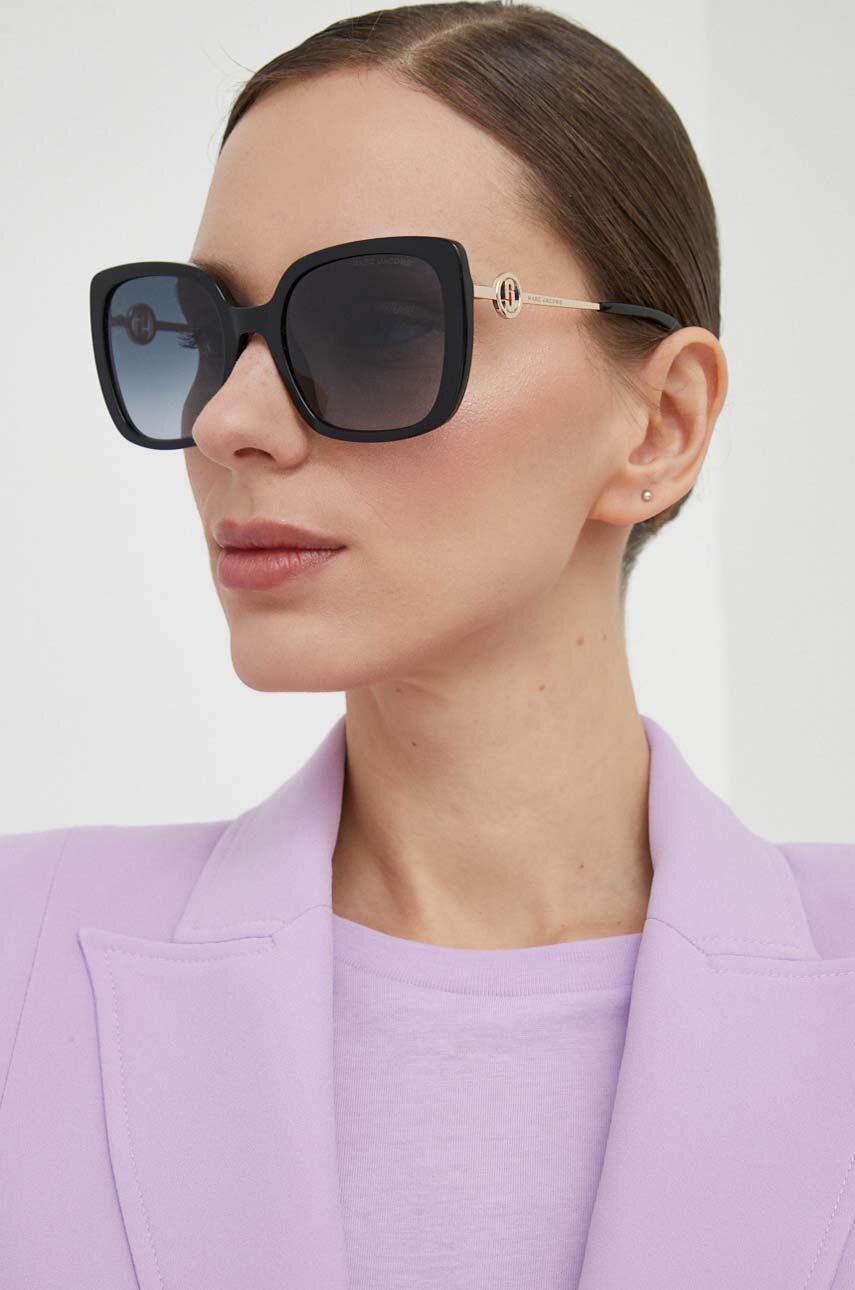 Marc Jacobs okulary przeciwsłoneczne damskie kolor czarny