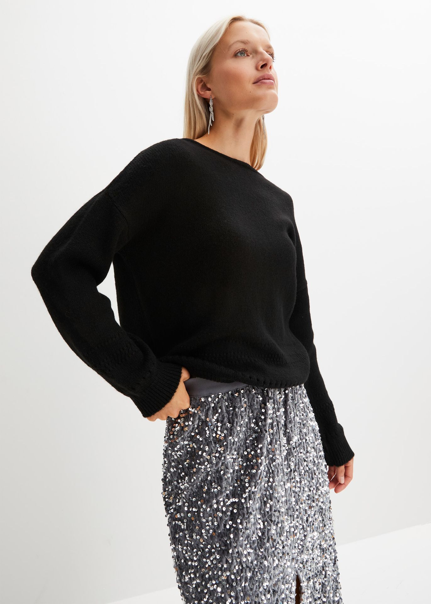 Sweter z koronką - bonprix