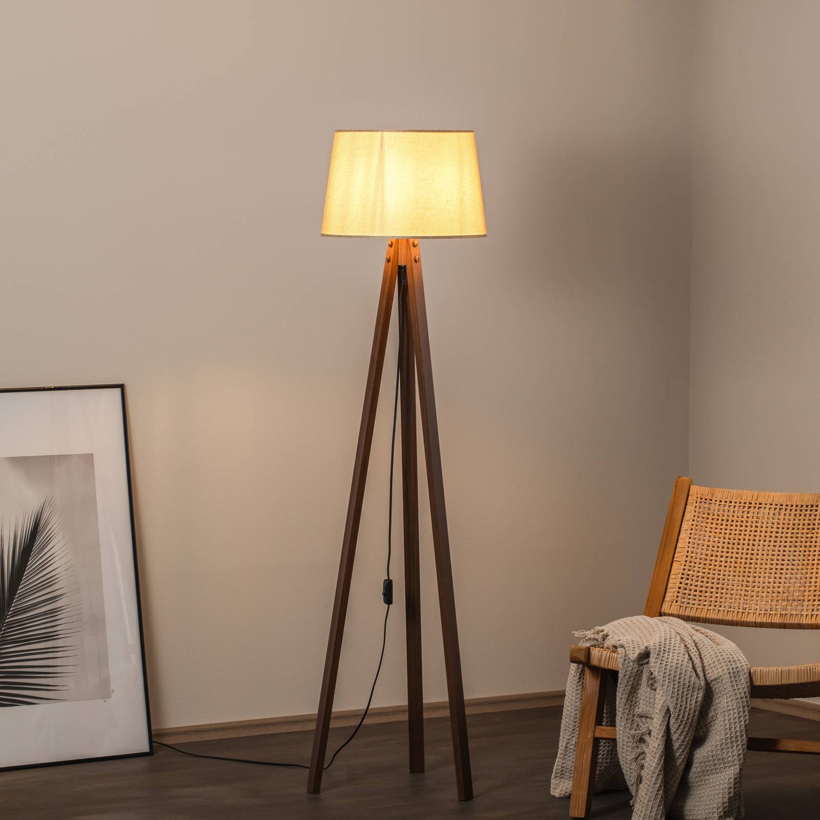 Avonni Lampa stojąca LM-65214-1E z drewnianym trójnogiem