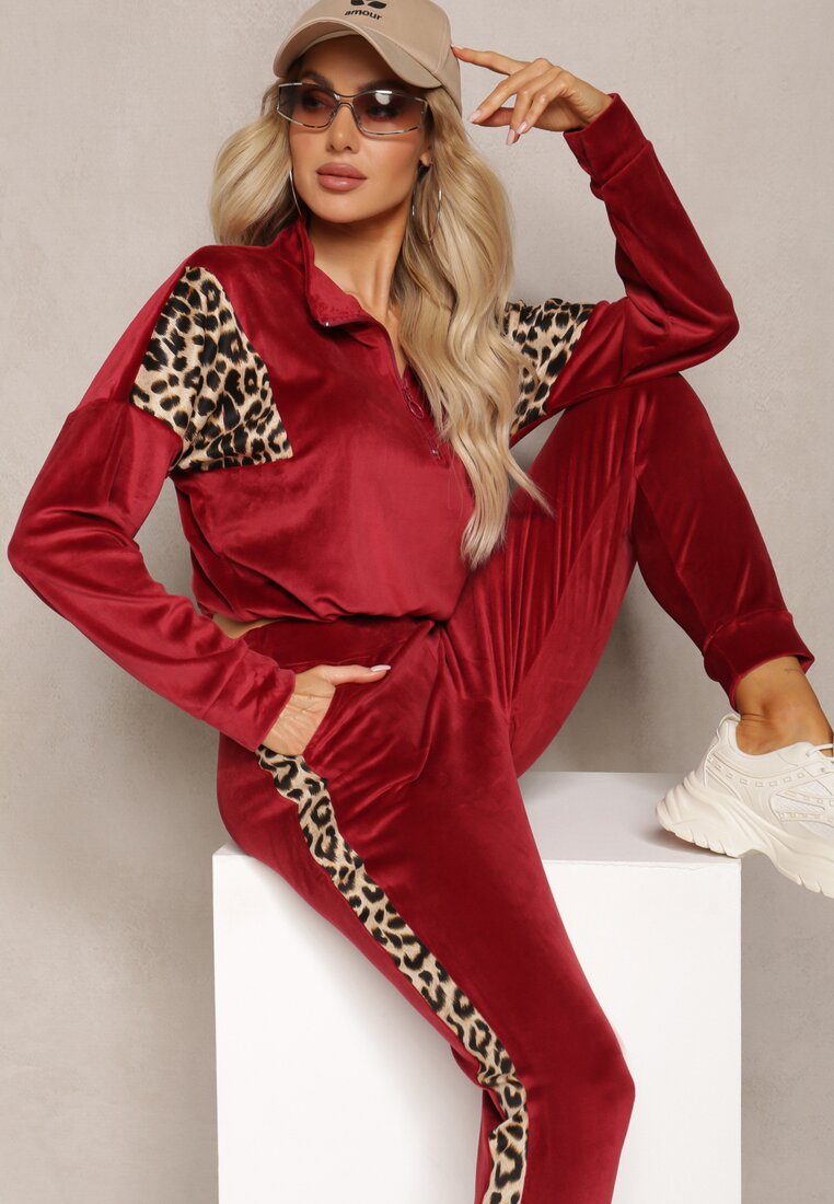 Bordowy Komplet Dresowy z Weluru z Krótką Bluzą i Spodniami Joggerami z Panterkowym Wzorem Limitta