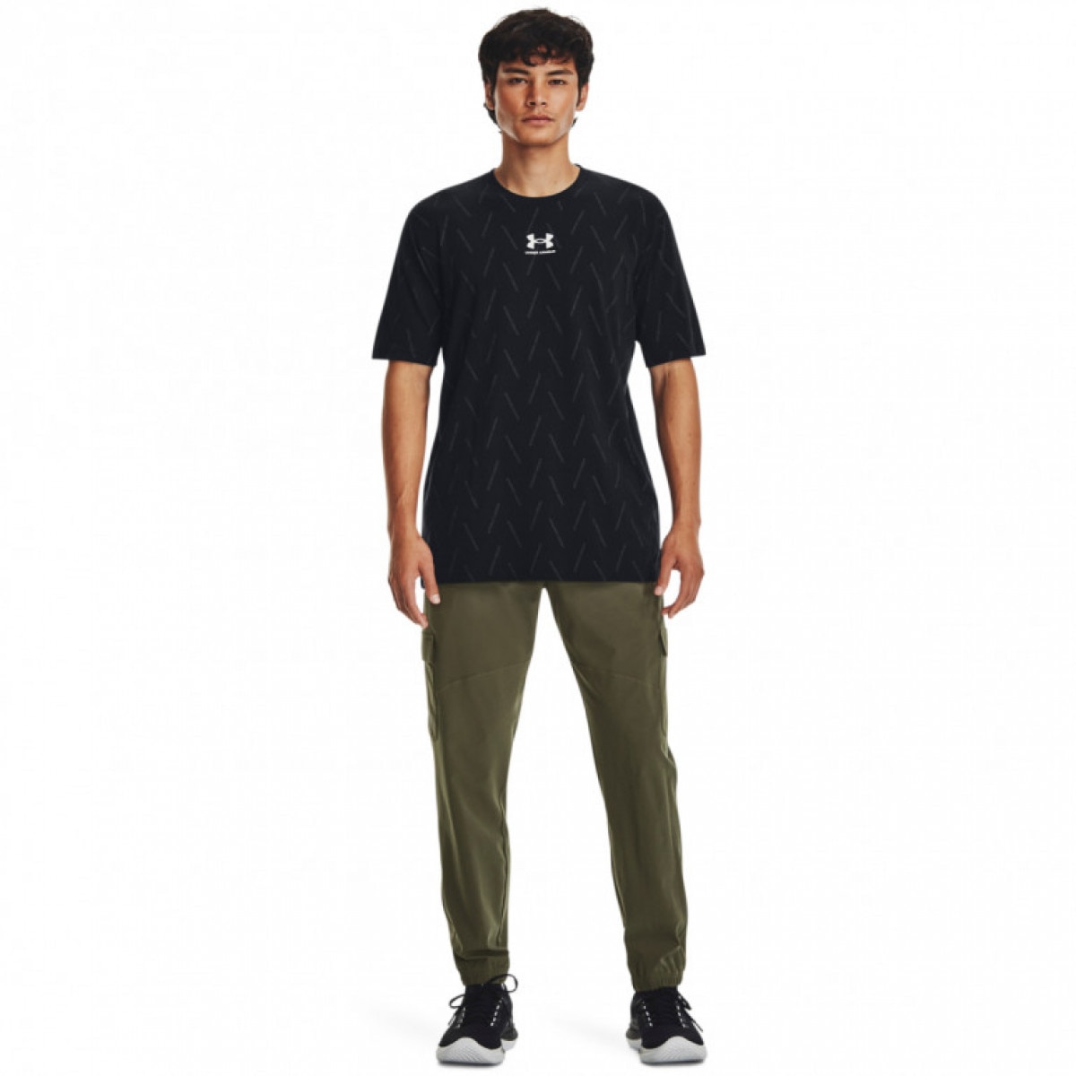 Męskie spodnie treningowe Under Armour UA Stretch Woven Cargo Pants - khaki - UNDER ARMOUR